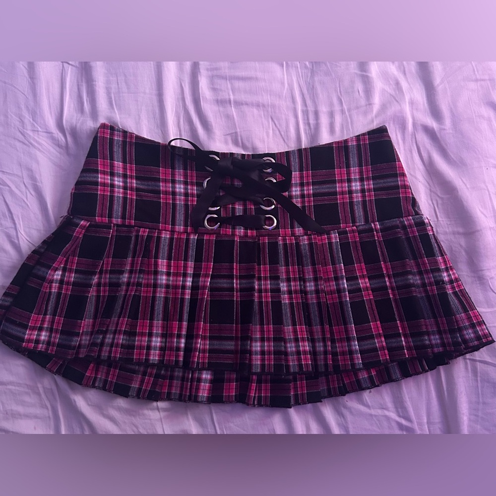 Like-New Folter Brand Plaid Pink/Black Lace Up Mini-Skirt With Zipper